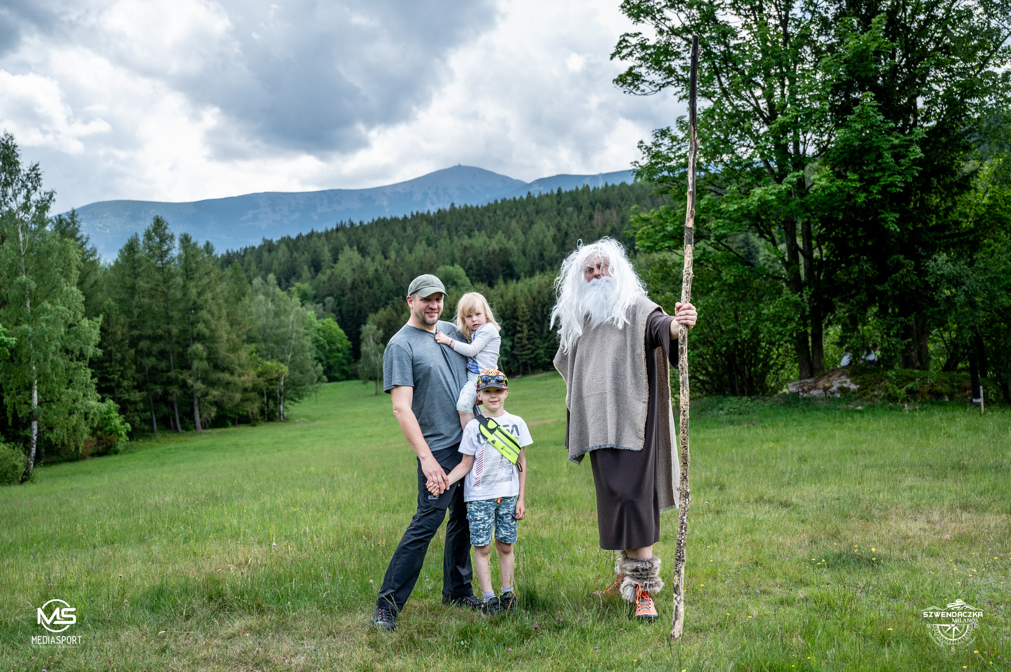 444487773_971849824946713_5095357292077489815_n